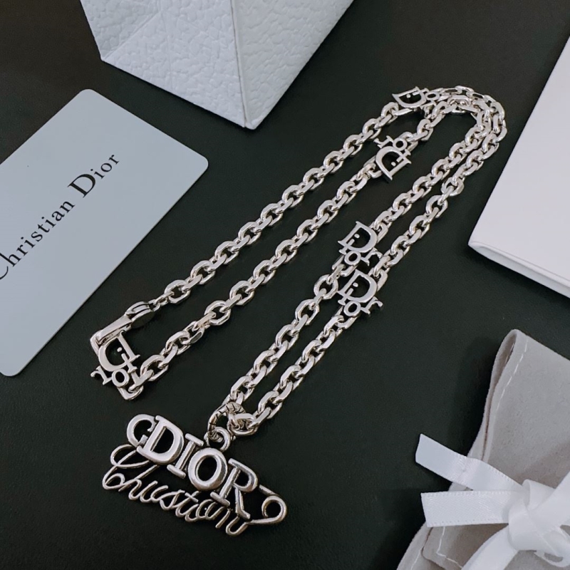 chr1st1an D10r necklaces